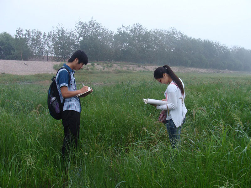 7��14�գ����u�r(n��ng)�I(y��)��W(xu��)������B(t��i)����(m��ng)֮�(du��)����(l��i)�����u�а�ɳ�ӝ�أ��ۖ|�Σ���(du��)ֲ��N��w���M(j��n)�ЬF(xi��n)��(ch��ng)�о���