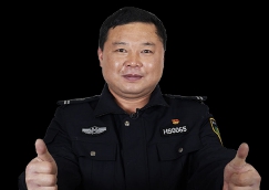 全國人大代表、黃山“守松人”